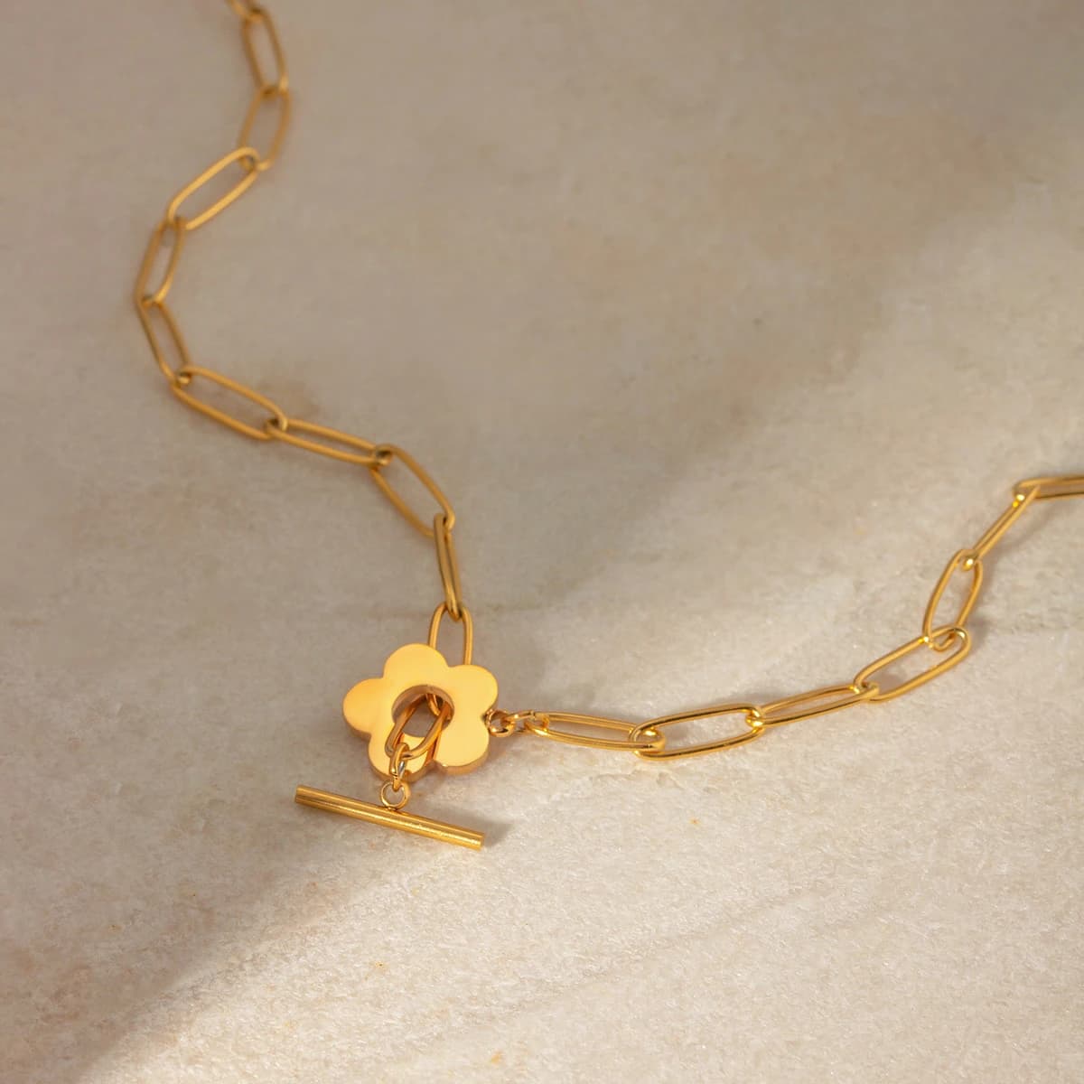 Collar Flower